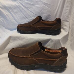 Skechers Men's Brown Size 10 Slip-On Casual Loafers